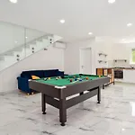 Holiday home Stunning In