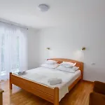 Stunning In